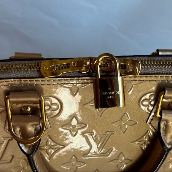 Louis Vuitton bag - Picture 4 of 14